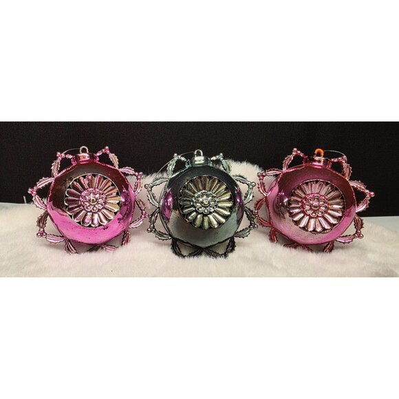 Vintage Bradford Plastic Double Indent Christmas Star Ornaments Lot of 3 - Picture 1 of 7